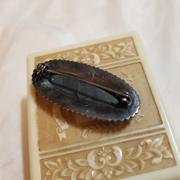 1930s Art Deco Sterling Onyx Brooch - Picture 3 of 3
